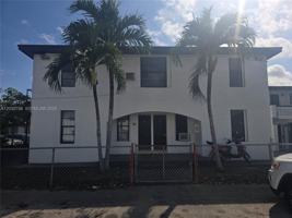 featured image of 66 W 13th St #3