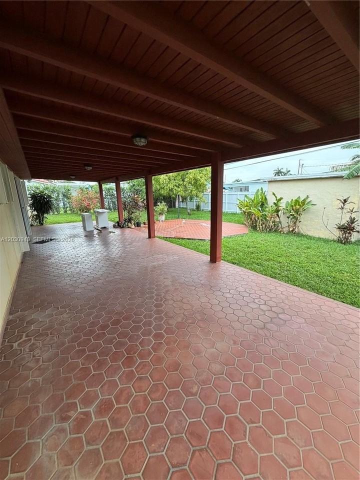 3541 Sw 125th Ct - Photo 3 of 9