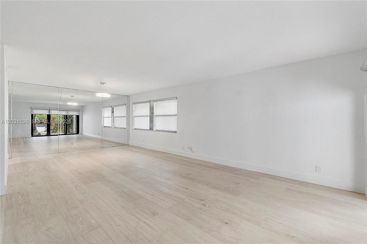 398 Fern Dr #10-6 - Photo 5 of 50