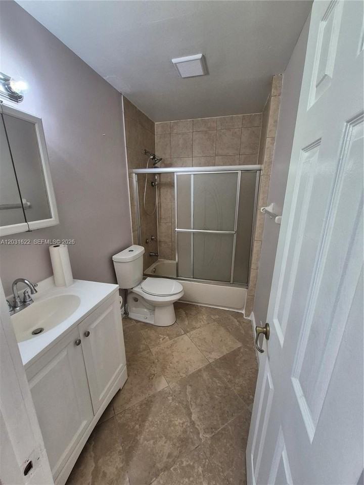 5653 Coconut Rd #5653 - Photo 7 of 22