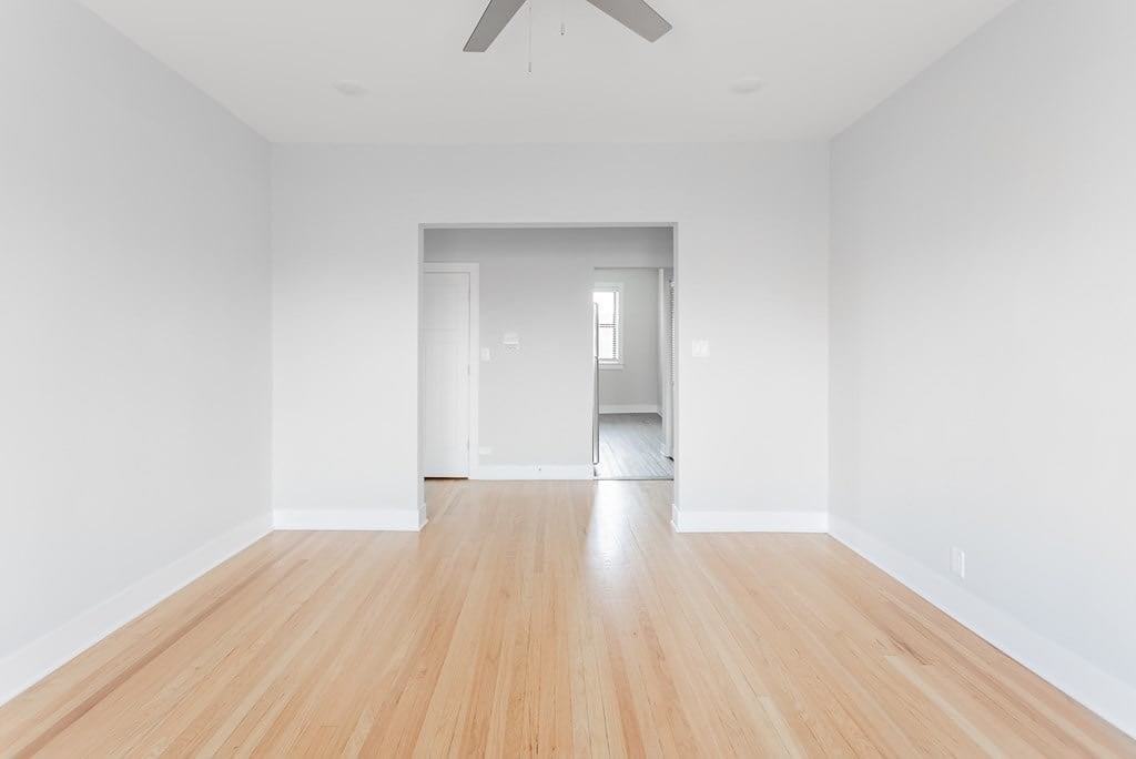 1409 E 61st Pl #2 - Photo 4 of 10