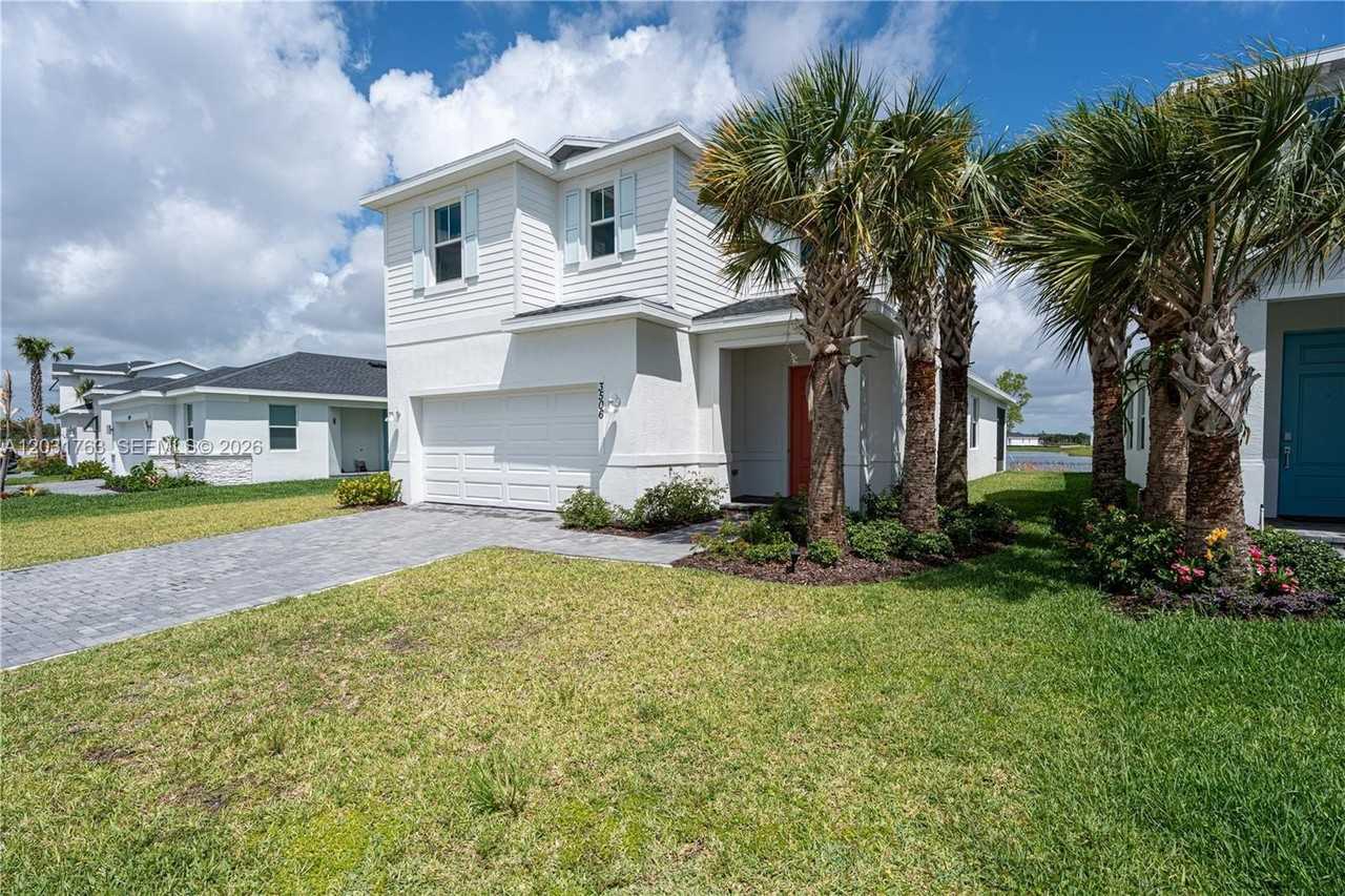 3506 Harborside Ave - Photo 3 of 50