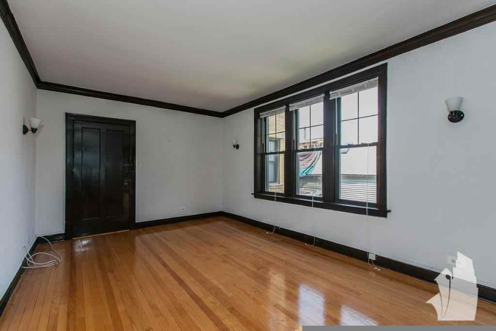 3620 N Marshfield Ave #3620-1C - Photo 2 of 8