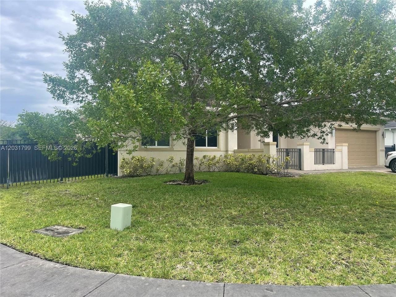 19701 Sw 84th Ct #0 - Photo 6 of 9