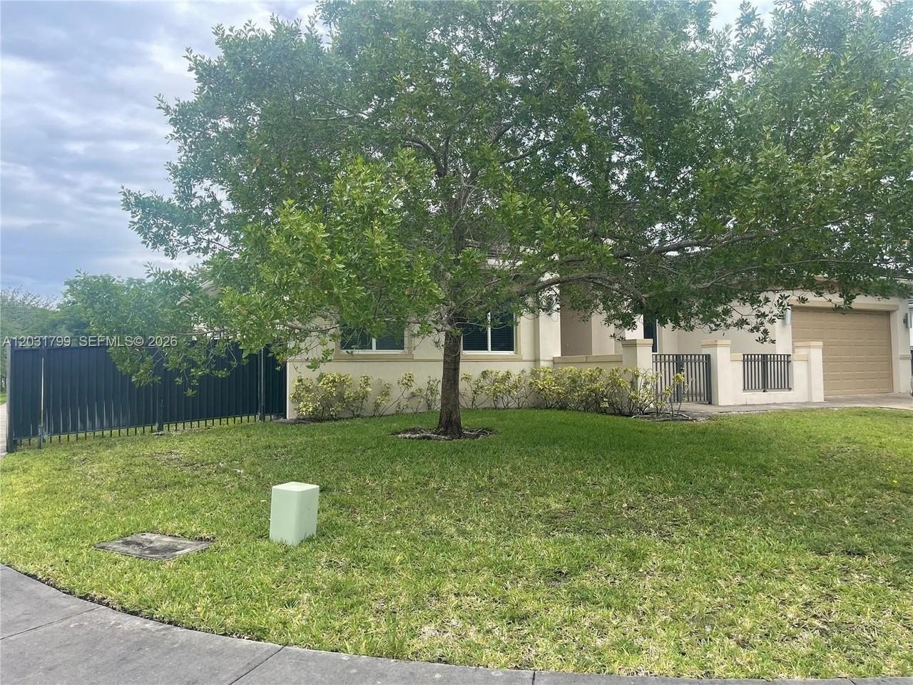 19701 Sw 84th Ct #0 - Photo 7 of 9