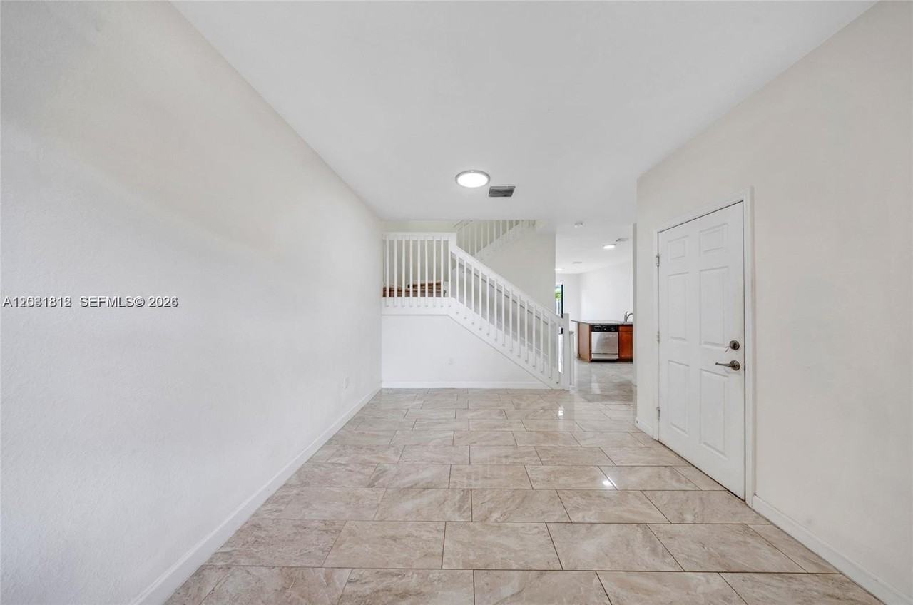 25272 Sw 115th Ave #0 - Photo 5 of 39