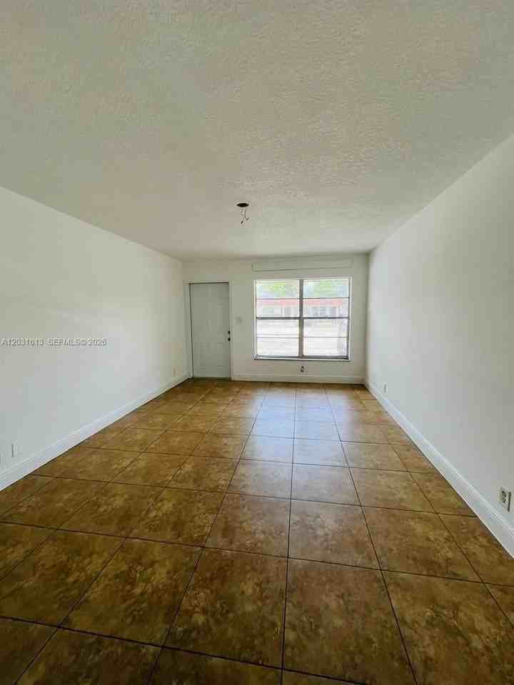 7701 Sw 10th Ct #1A - Photo 3 of 15