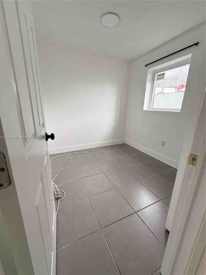 7824 Nw 5th Ct #7 - Photo 6 of 10