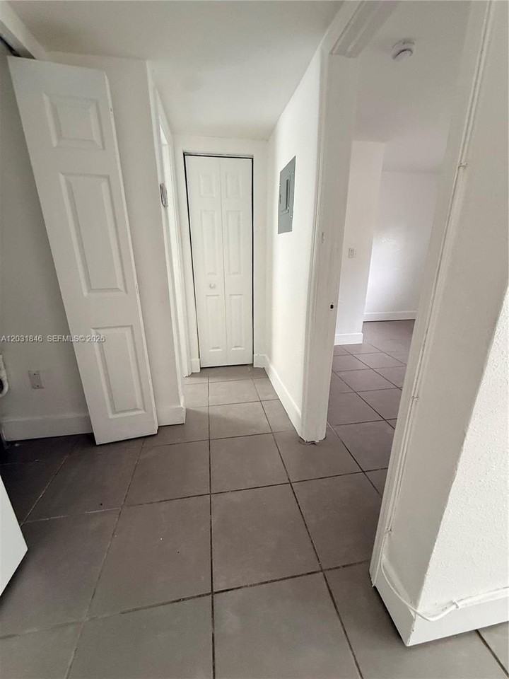 7824 Nw 5th Ct #7 - Photo 7 of 10
