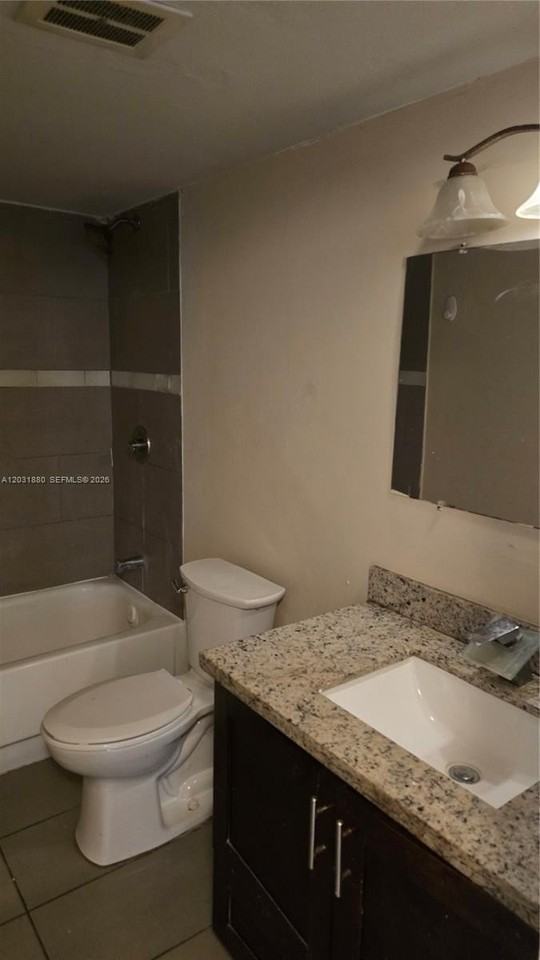 1450 Ne 191st St #106 - Photo 7 of 16