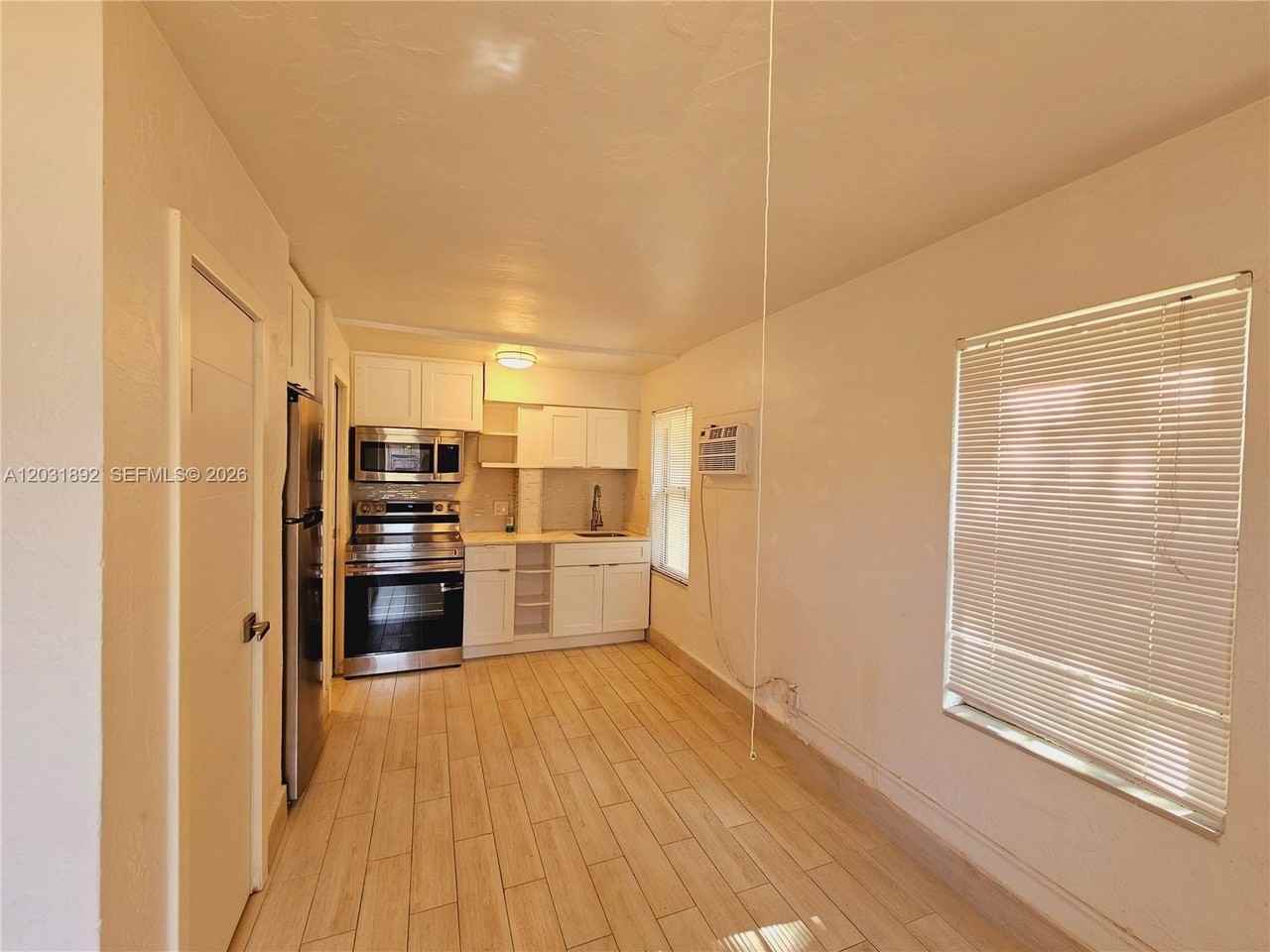 26 Se 13th Ter #6 - Photo 2 of 13