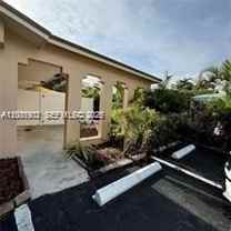 590 Ne 20th St #1 - Photo 1 of 1