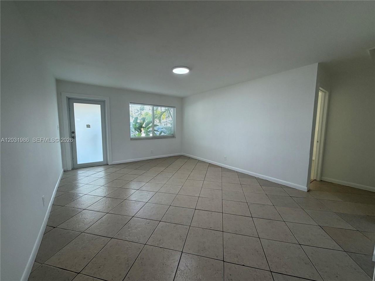 1831 Sw 24th St #W - Photo 3 of 15