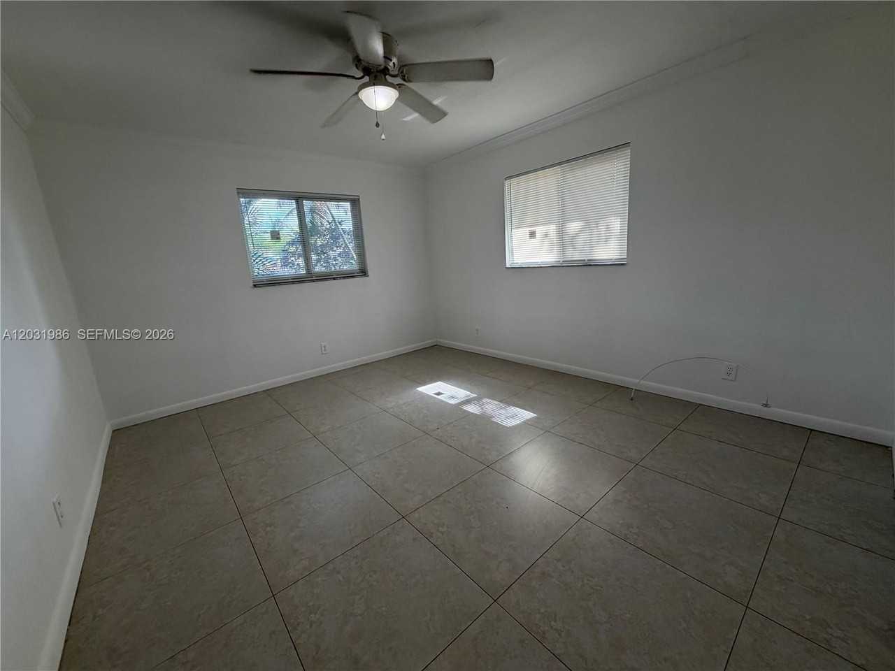 1831 Sw 24th St #W - Photo 6 of 15