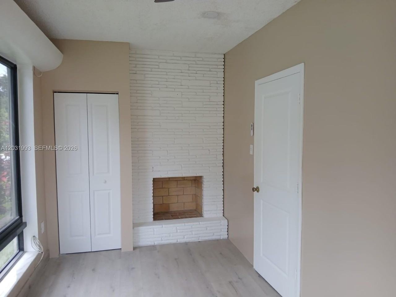 1400 Ne 148th St #2 - Photo 6 of 18