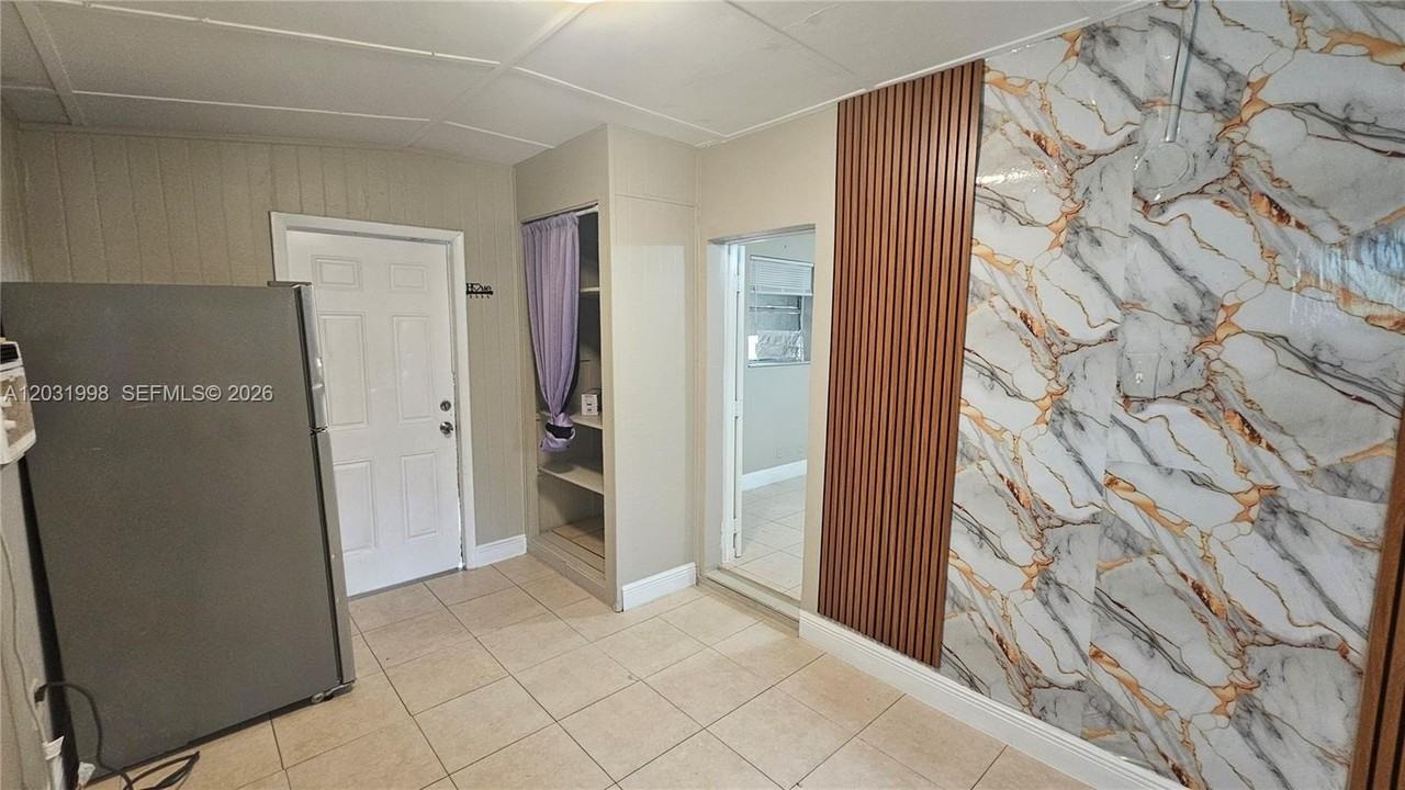 1840 Fern Rd #3 - Photo 6 of 10