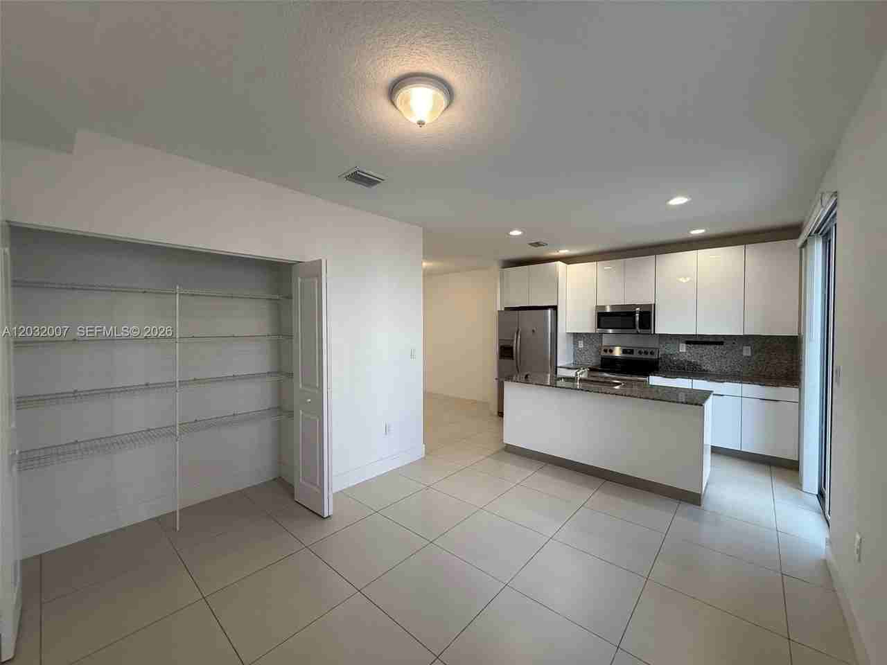 14181 Sw 126th Path - Photo 4 of 11