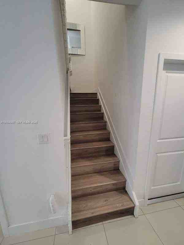 14181 Sw 126th Path - Photo 6 of 11