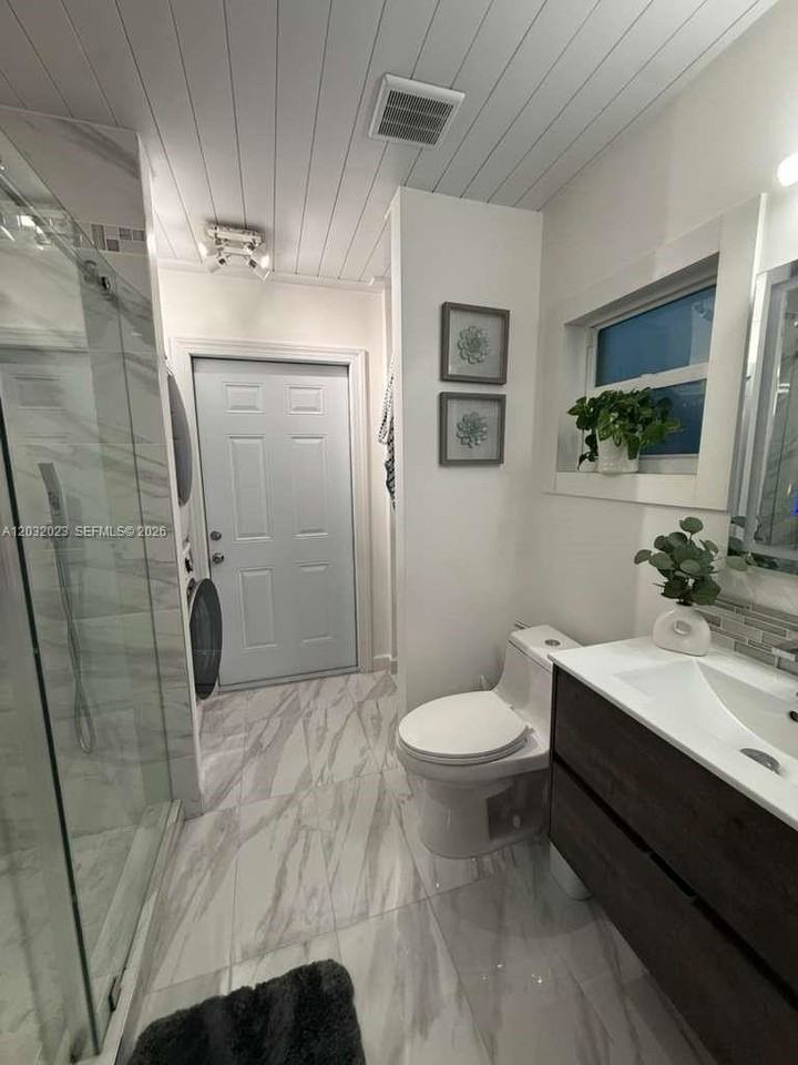 13943 Sw 52nd Ln #0 - Photo 2 of 18
