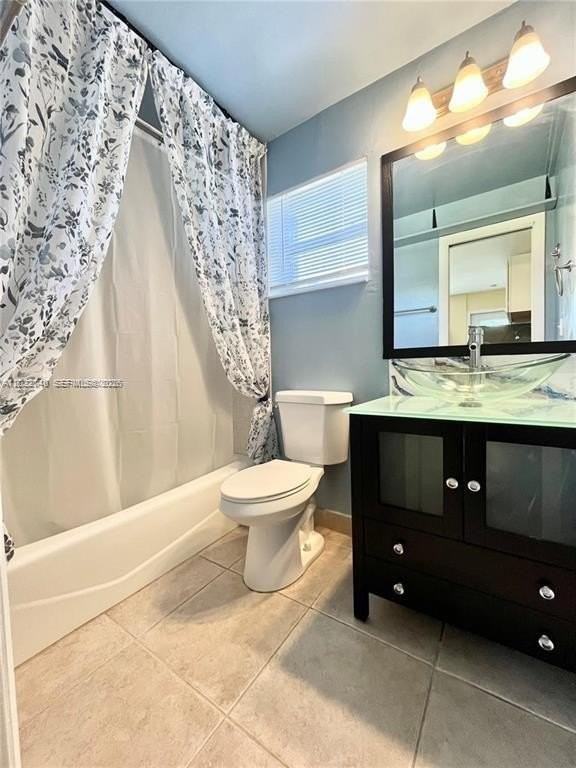 6815 Nw 14th St #6815 - Photo 6 of 12