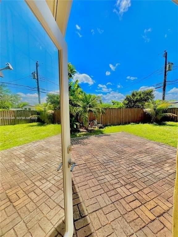 6815 Nw 14th St #6815 - Photo 7 of 12