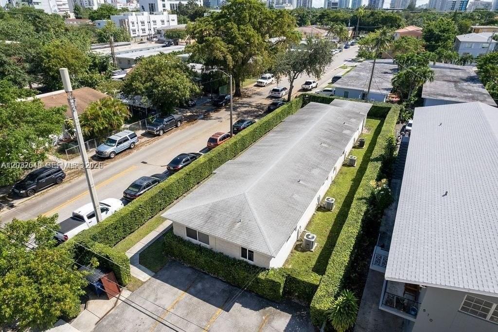900 Sw 5th Ave #3 - Photo 6 of 32