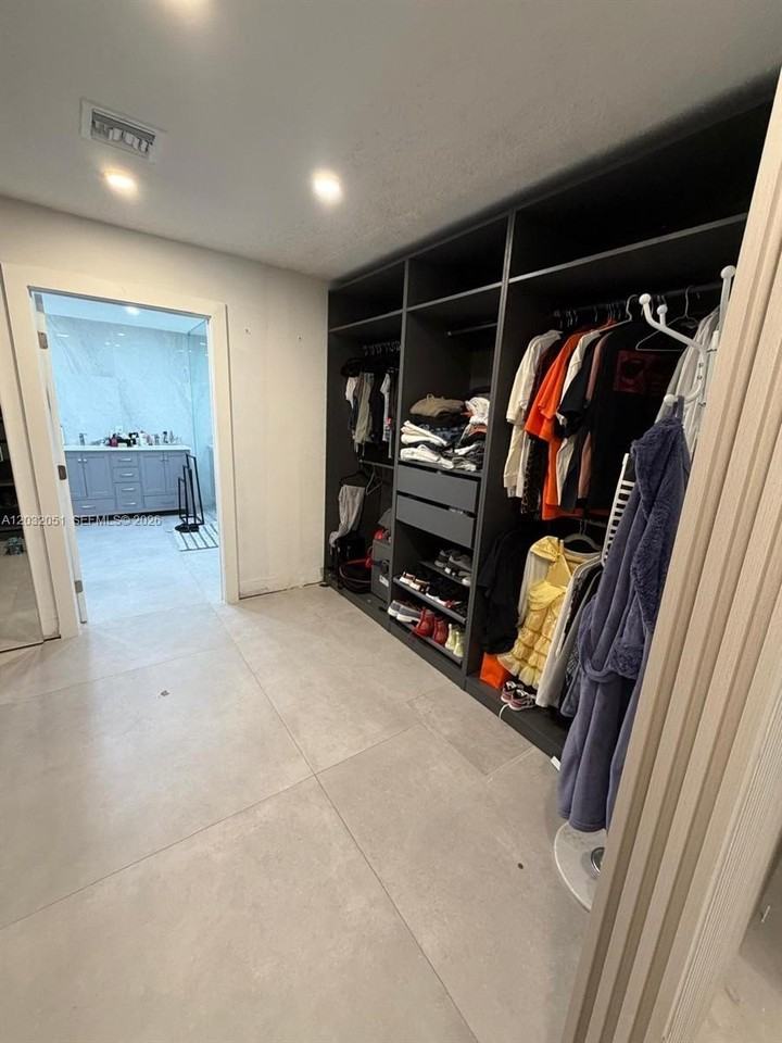 2810 Riverland Rd - Photo 6 of 45
