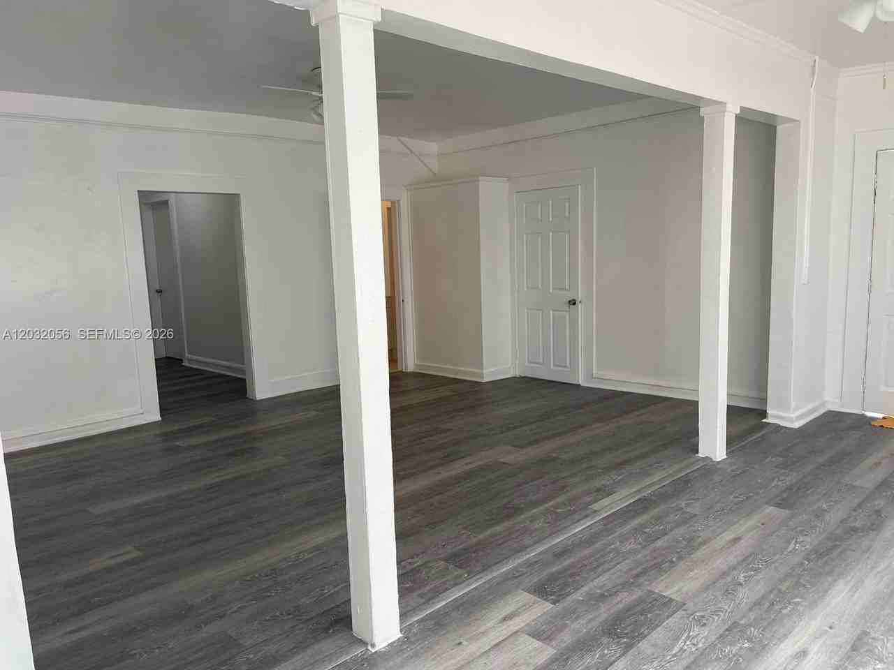 817 4th St #817 - Photo 4 of 14