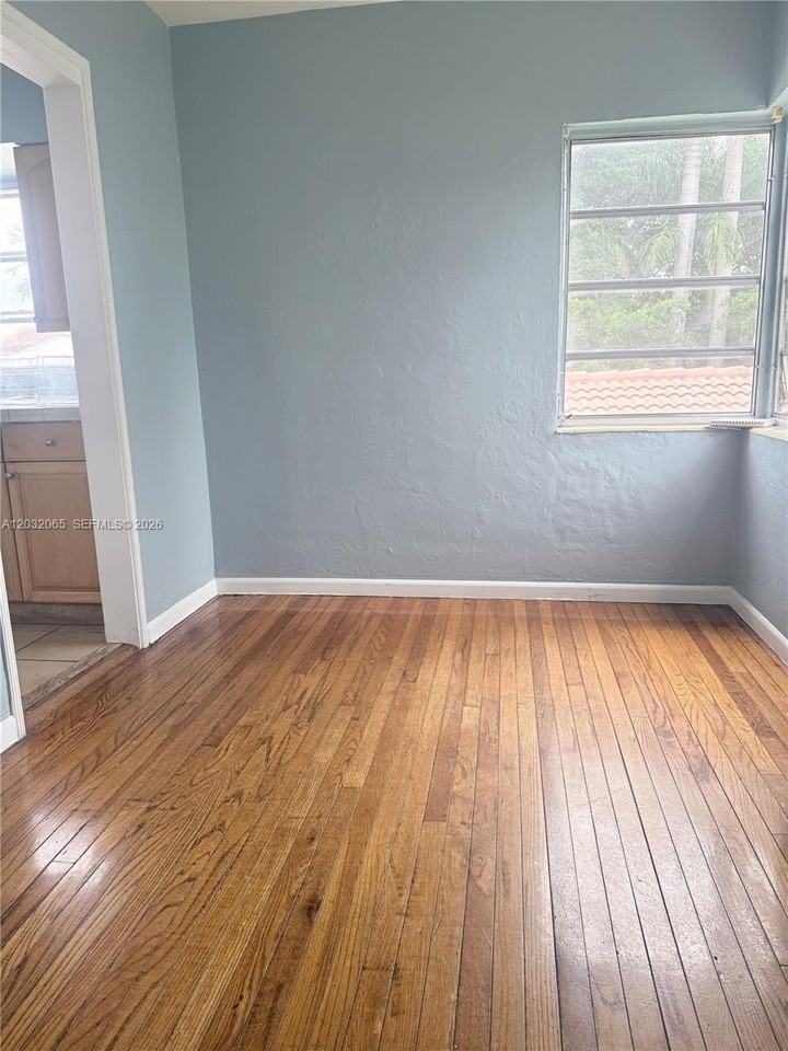1730 Marseille Dr #4 - Photo 2 of 12