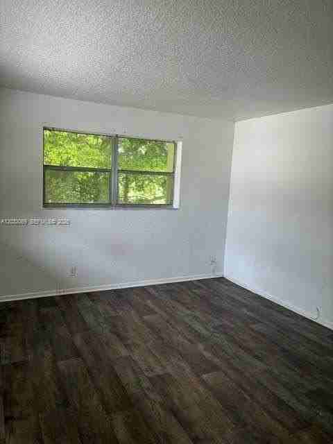 7831 Colony Cir N #201 - Photo 7 of 12