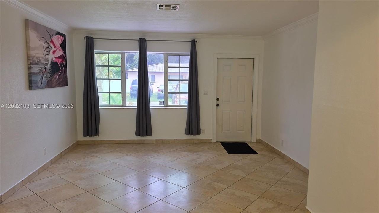 313 Sw 2nd Ter #0 - Photo 6 of 39