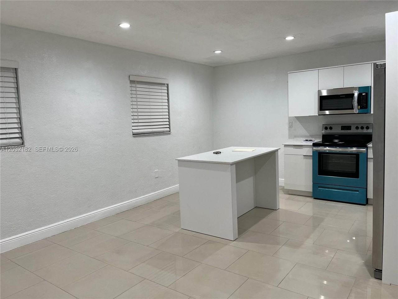 3251 Nw 177th Ter - Photo 4 of 16