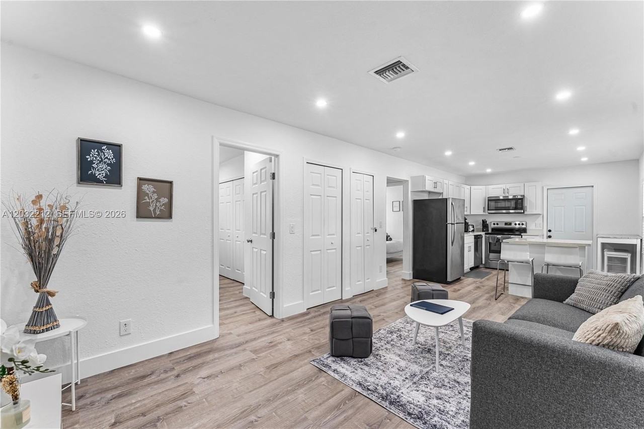1523 Ne 118th Ter #2 - Photo 6 of 16