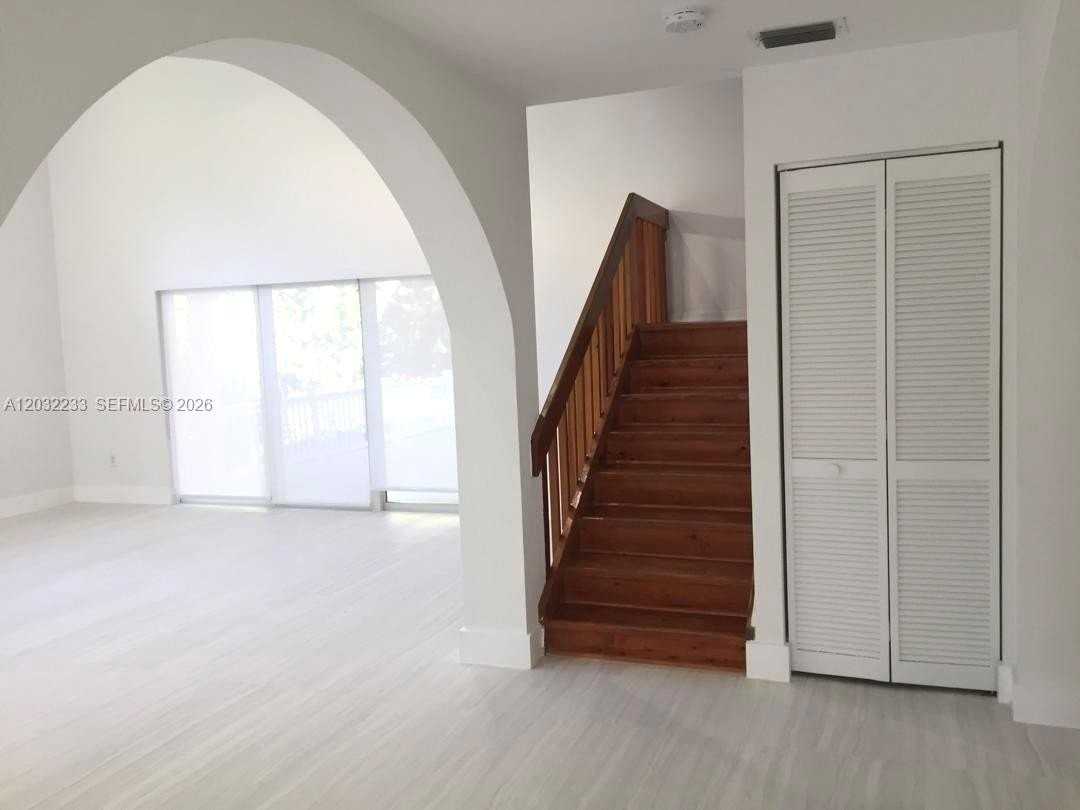 6622 Acacia Ct #6622 - Photo 3 of 33