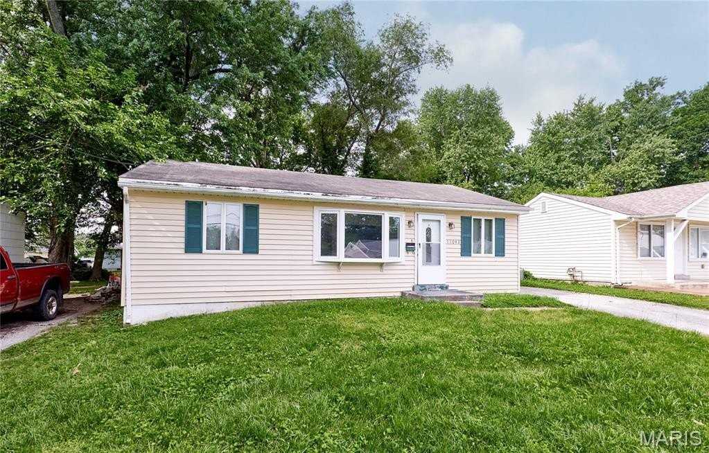 11042 Florence Ave - Photo 3 of 21