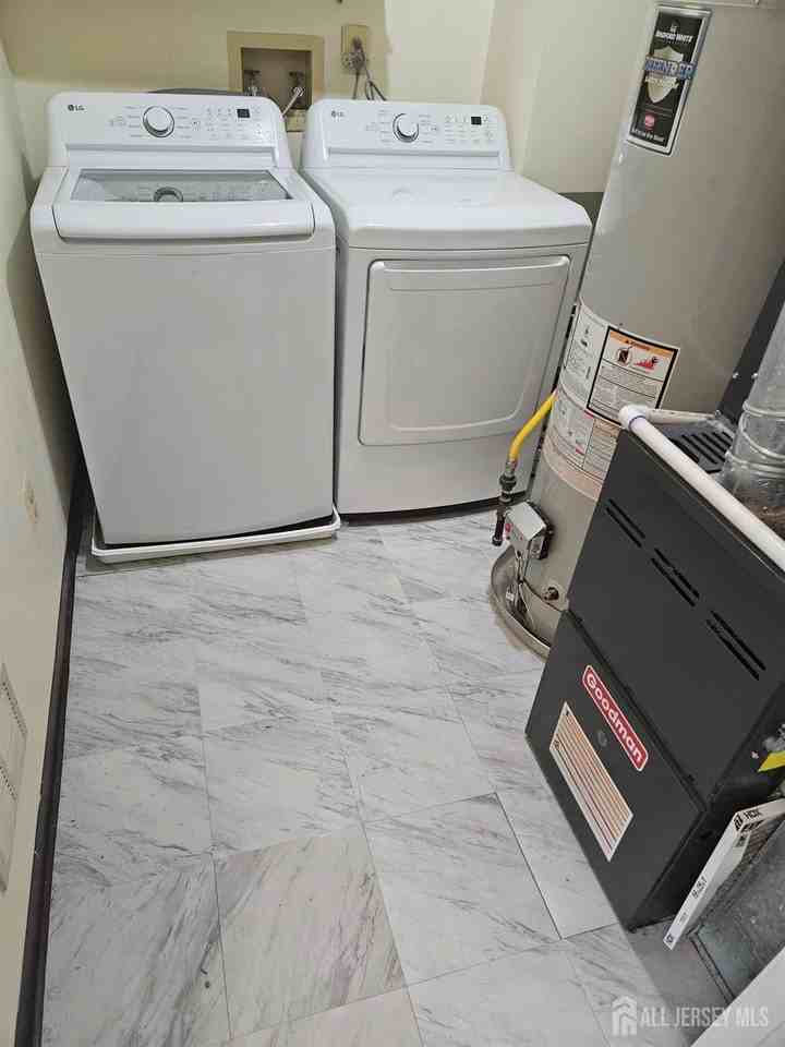 27 Townsend Ct - Photo 6 of 14