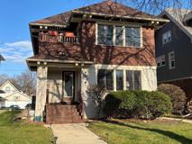 3924 N Maryland Ave - Photo 1 of 1
