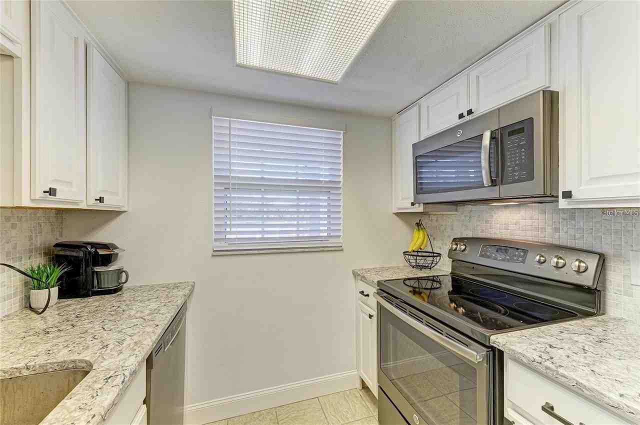 9810 Dorado Ave #9810 - Photo 3 of 19