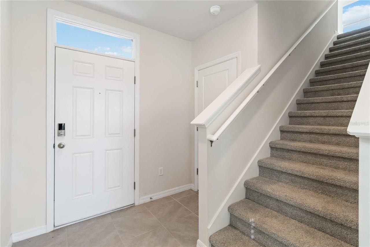 3394 Hilltop Cir - Photo 5 of 37