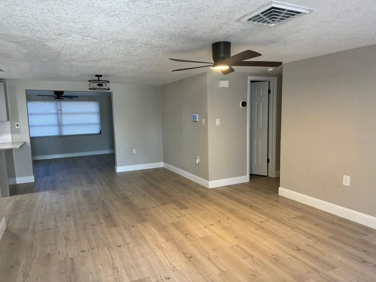 7605 Embassy Blvd - Photo 7 of 9