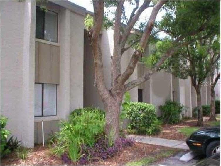 137 Springwood Cir #D - Photo 2 of 12