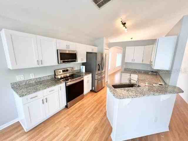 4403 Brookdale Ct - Photo 5 of 22