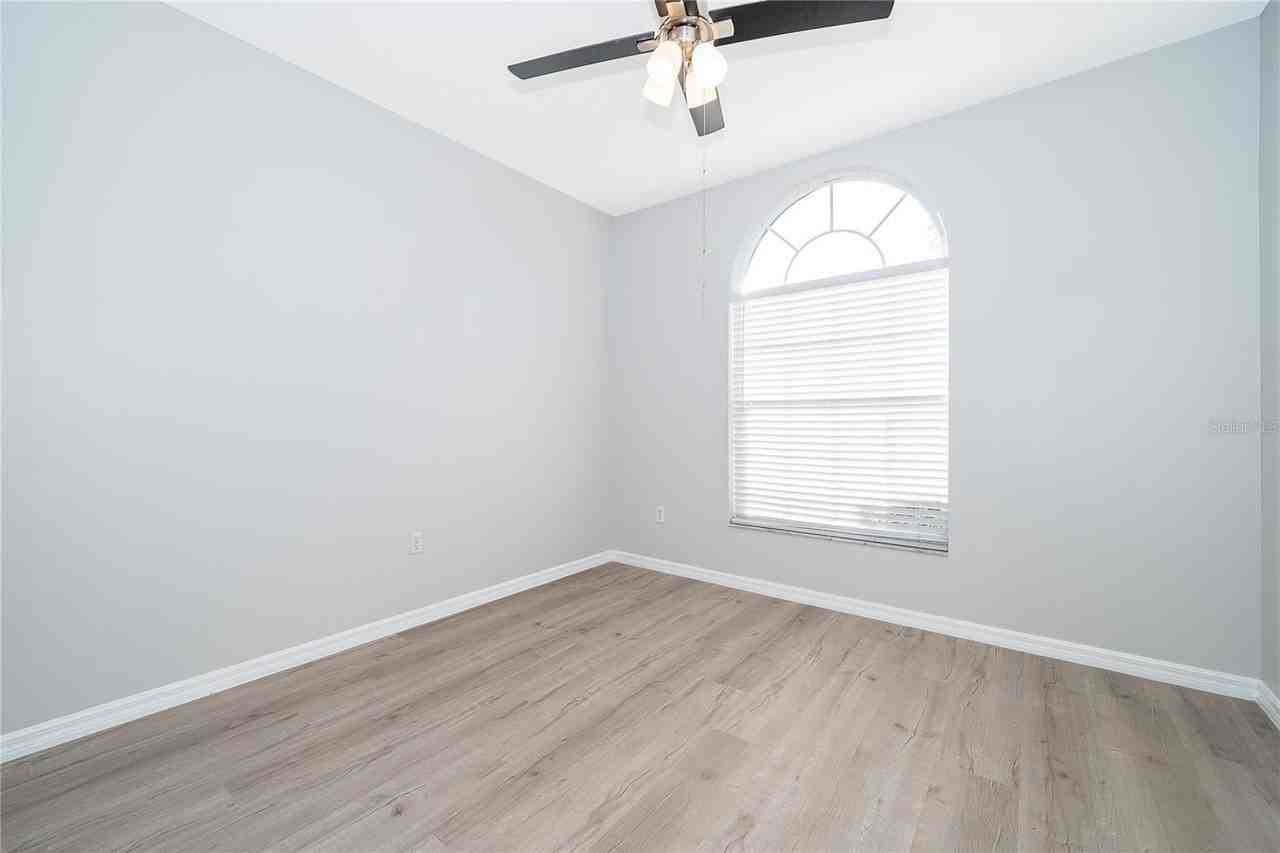 2505 Aster Cove Ln - Photo 5 of 22