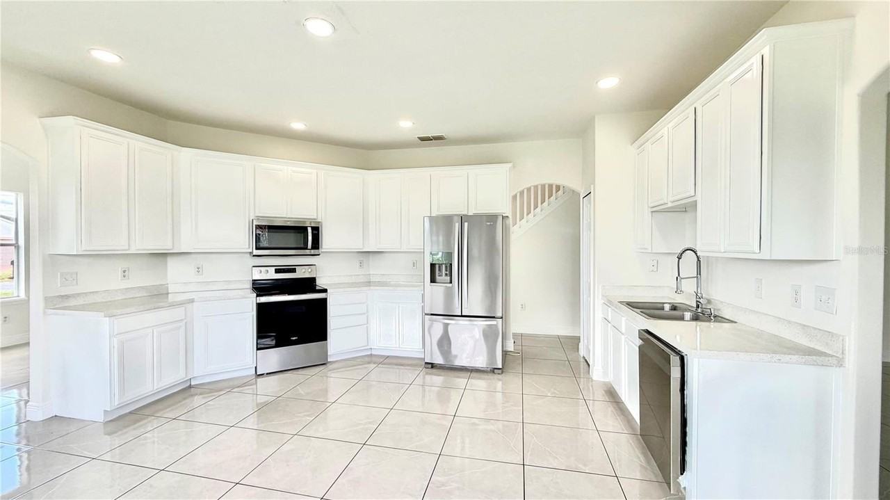 51 Andora Ct - Photo 7 of 28