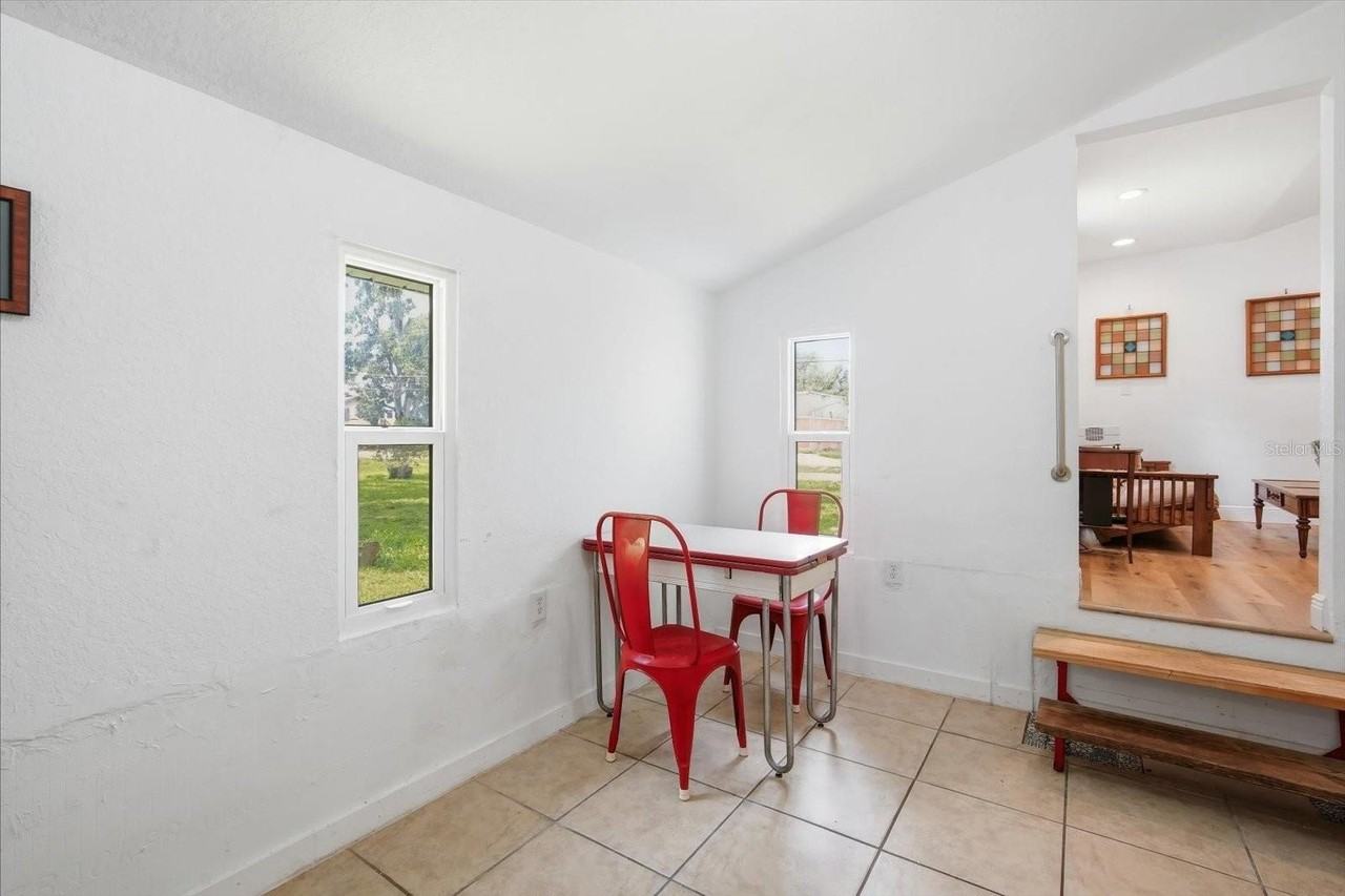1001 E Reynolds St - Photo 6 of 37
