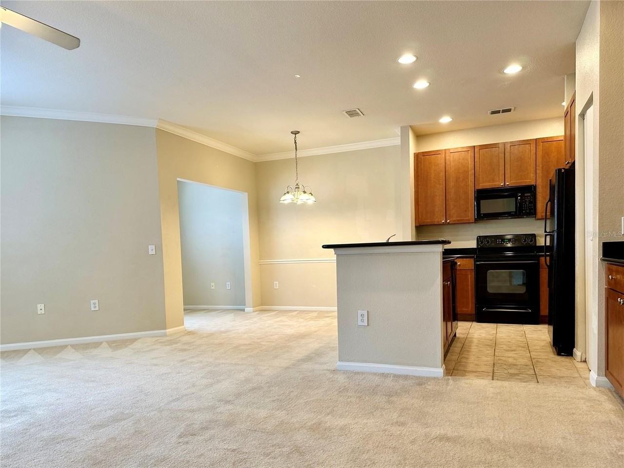 2249 Portofino Pl #2221 - Photo 3 of 23