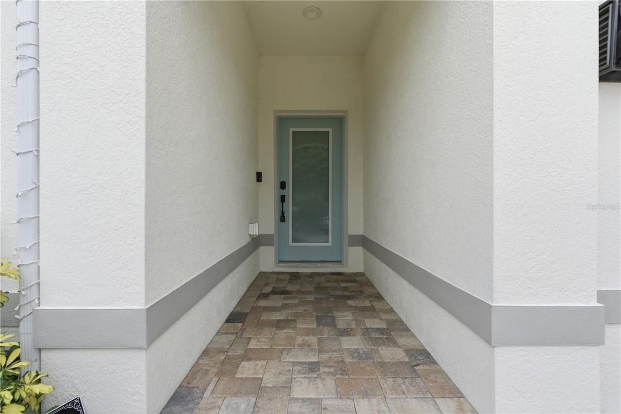 3944 Watson Dr - Photo 2 of 42