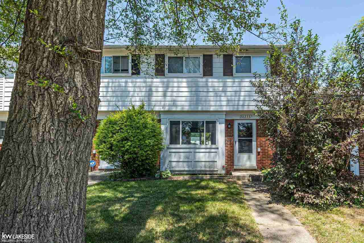 20235 Abrahm St - Photo 2 of 26