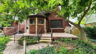 861 Beaconsfield Ave #UPPER - Photo 1 of 1