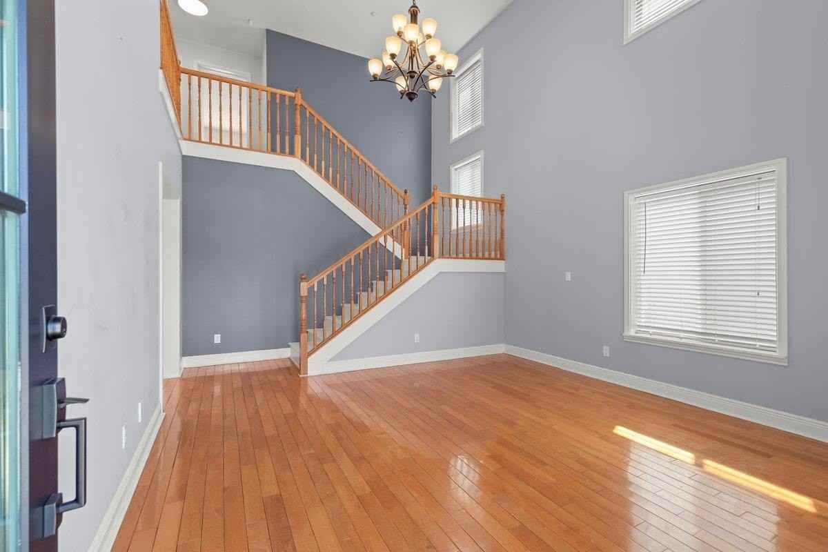 Carmel Ave - Photo 4 of 50